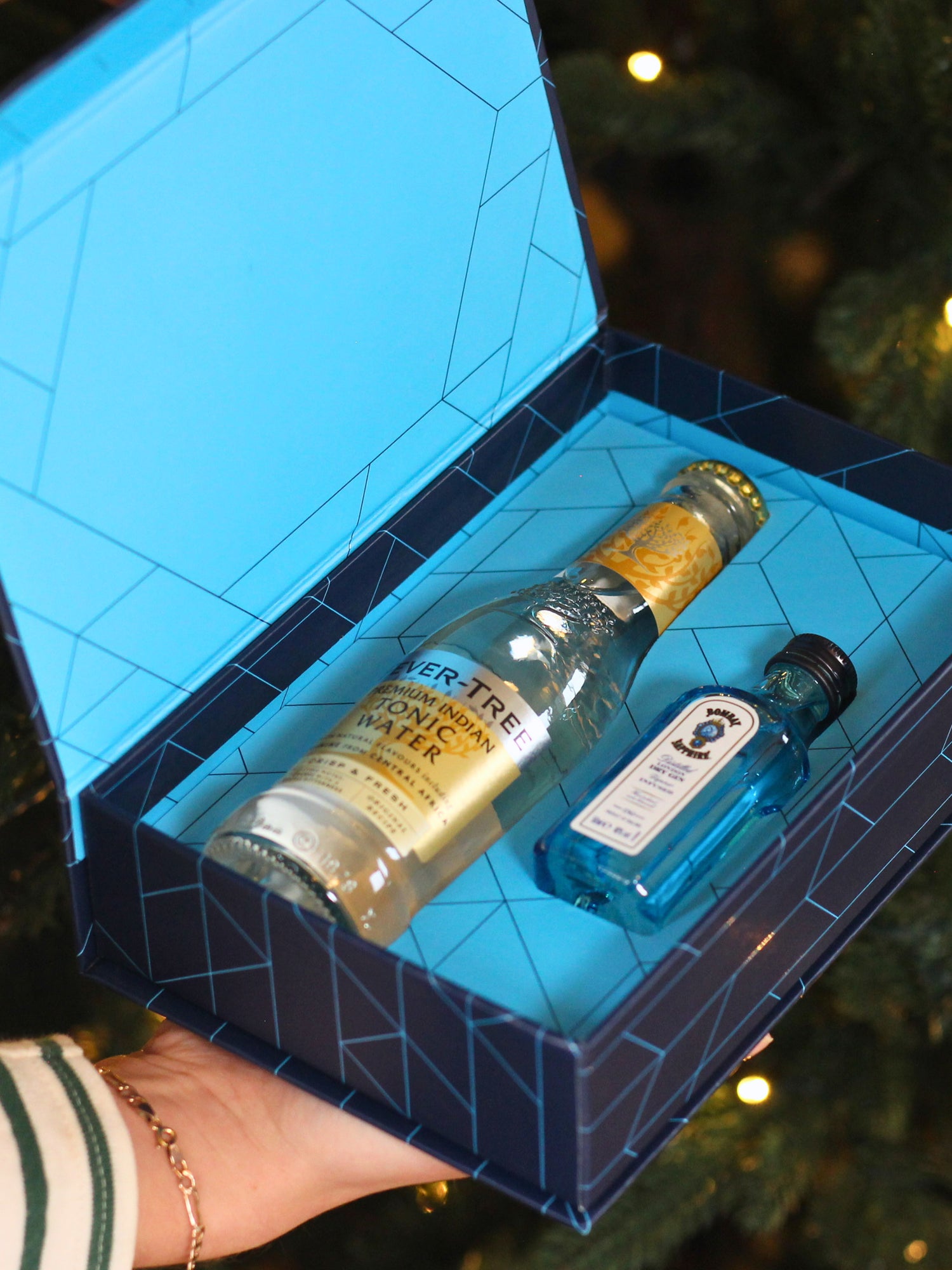 Bombay Sapphire Distillery Experience Gift Box