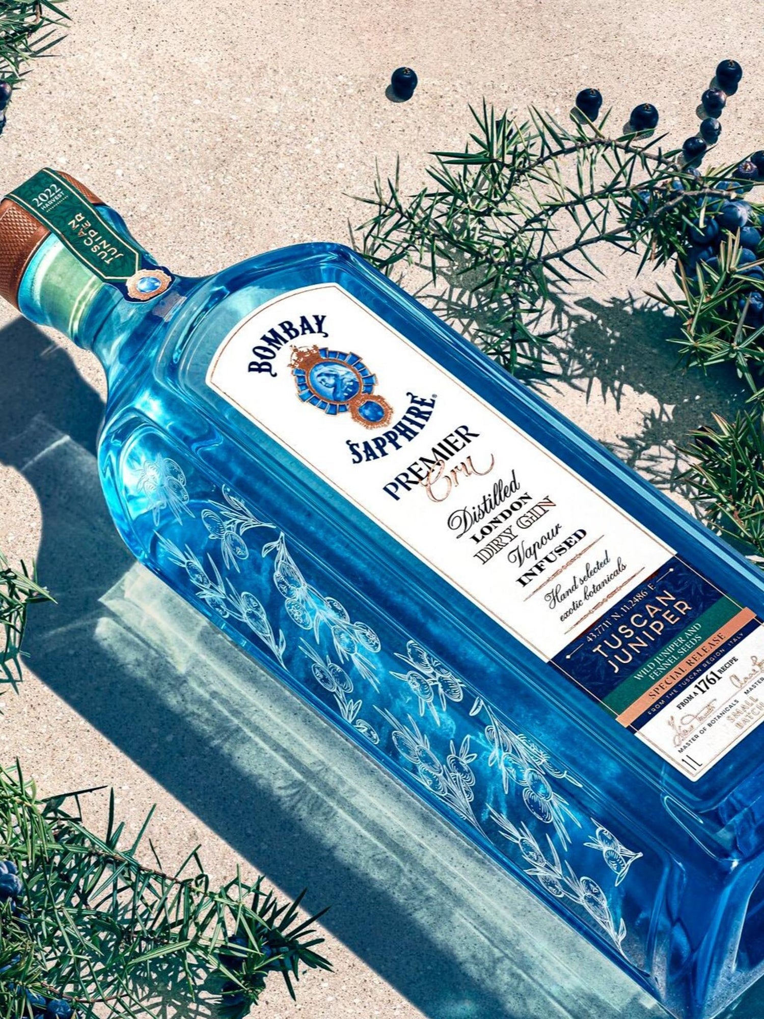 Bombay Sapphire Premier Cru Tuscan Juniper Gin
