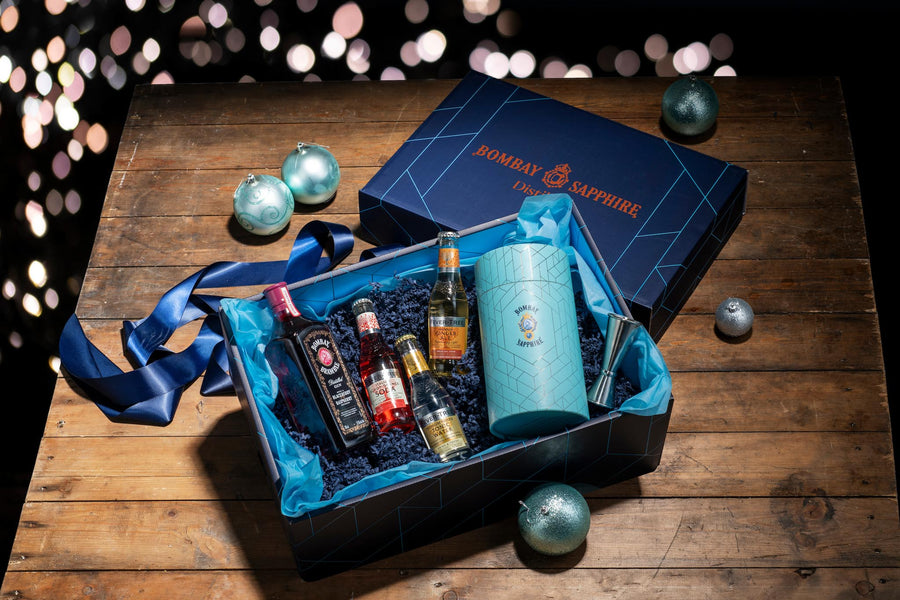 Christmas Hamper Gift Set with Personalised Engraved Bottle